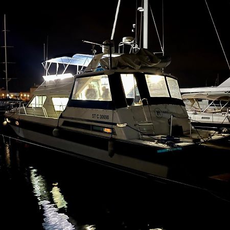 Navi Yacht A Sete, 2 A 8 Couchages, Privatif Hotel ภายนอก รูปภาพ