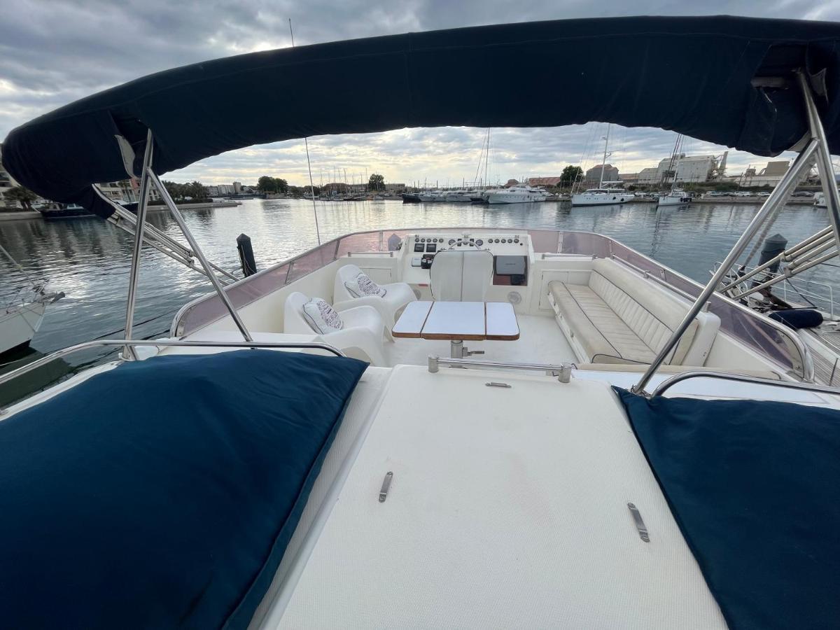 Navi Yacht A Sete, 2 A 8 Couchages, Privatif Hotel ภายนอก รูปภาพ