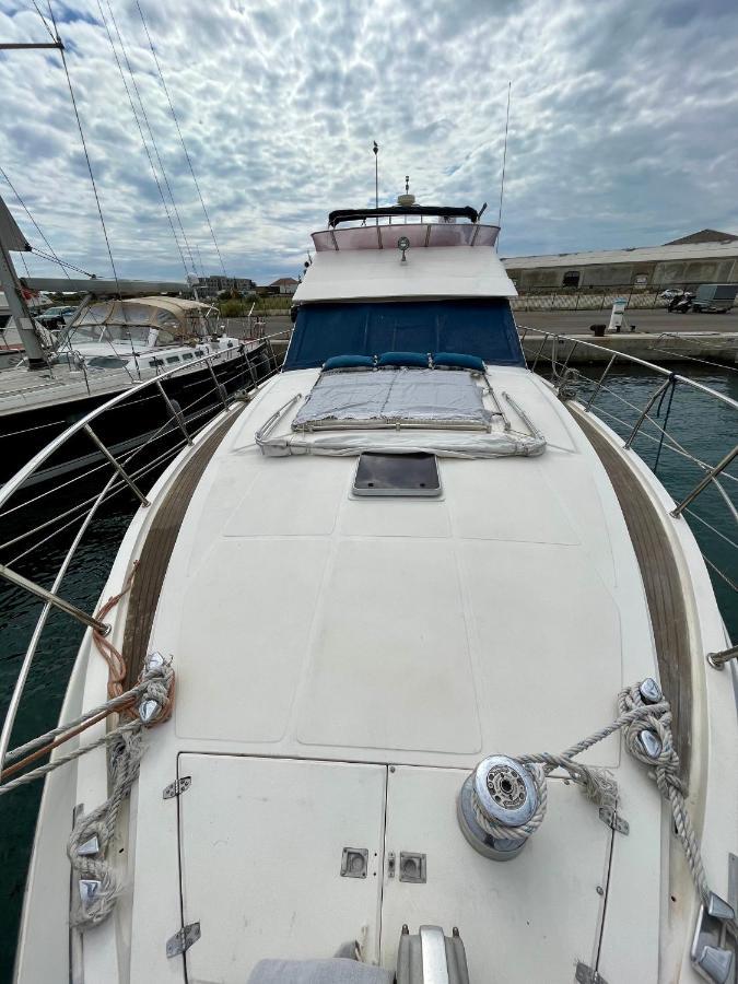Navi Yacht A Sete, 2 A 8 Couchages, Privatif Hotel ภายนอก รูปภาพ