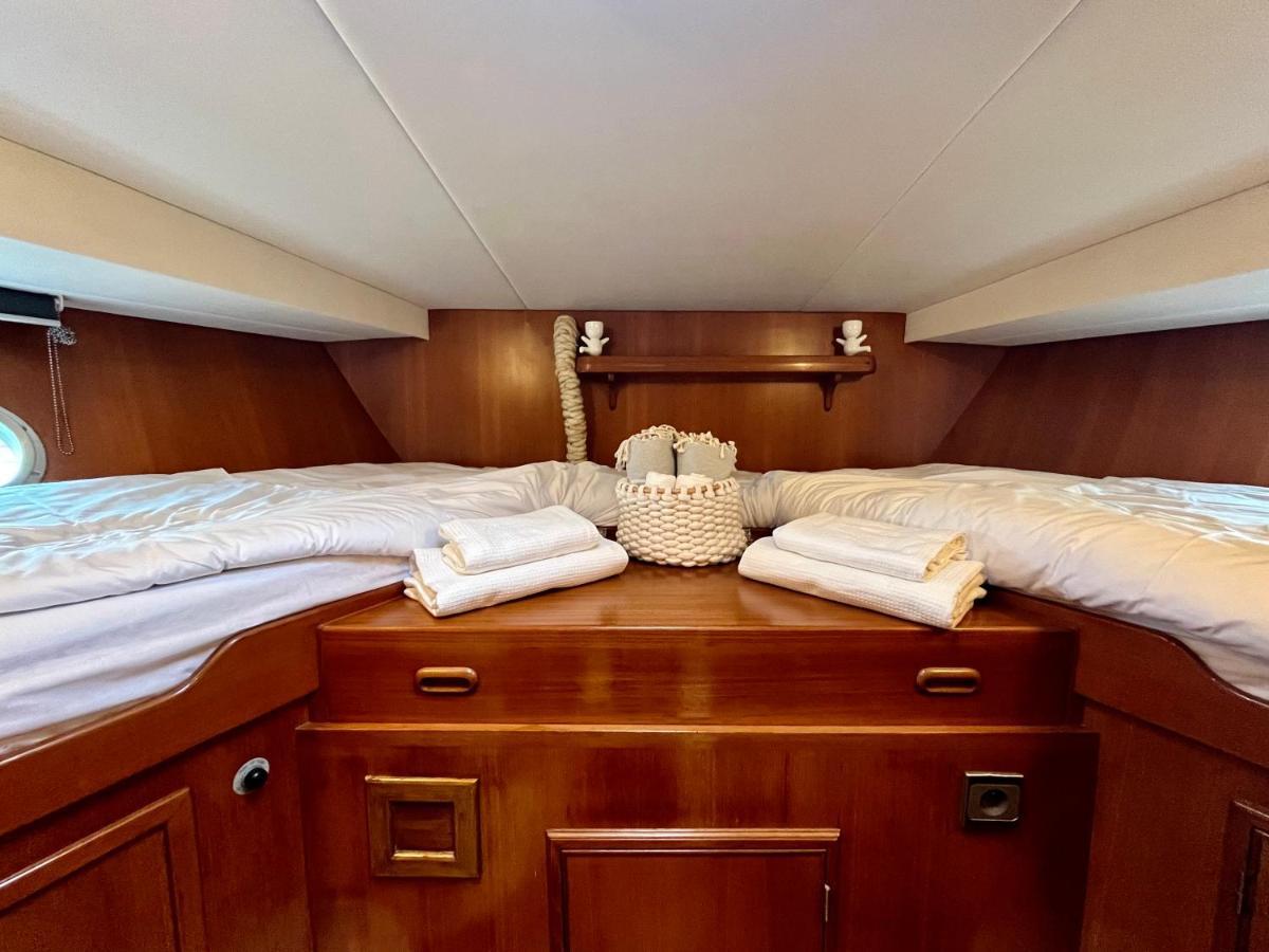 Navi Yacht A Sete, 2 A 8 Couchages, Privatif Hotel ภายนอก รูปภาพ
