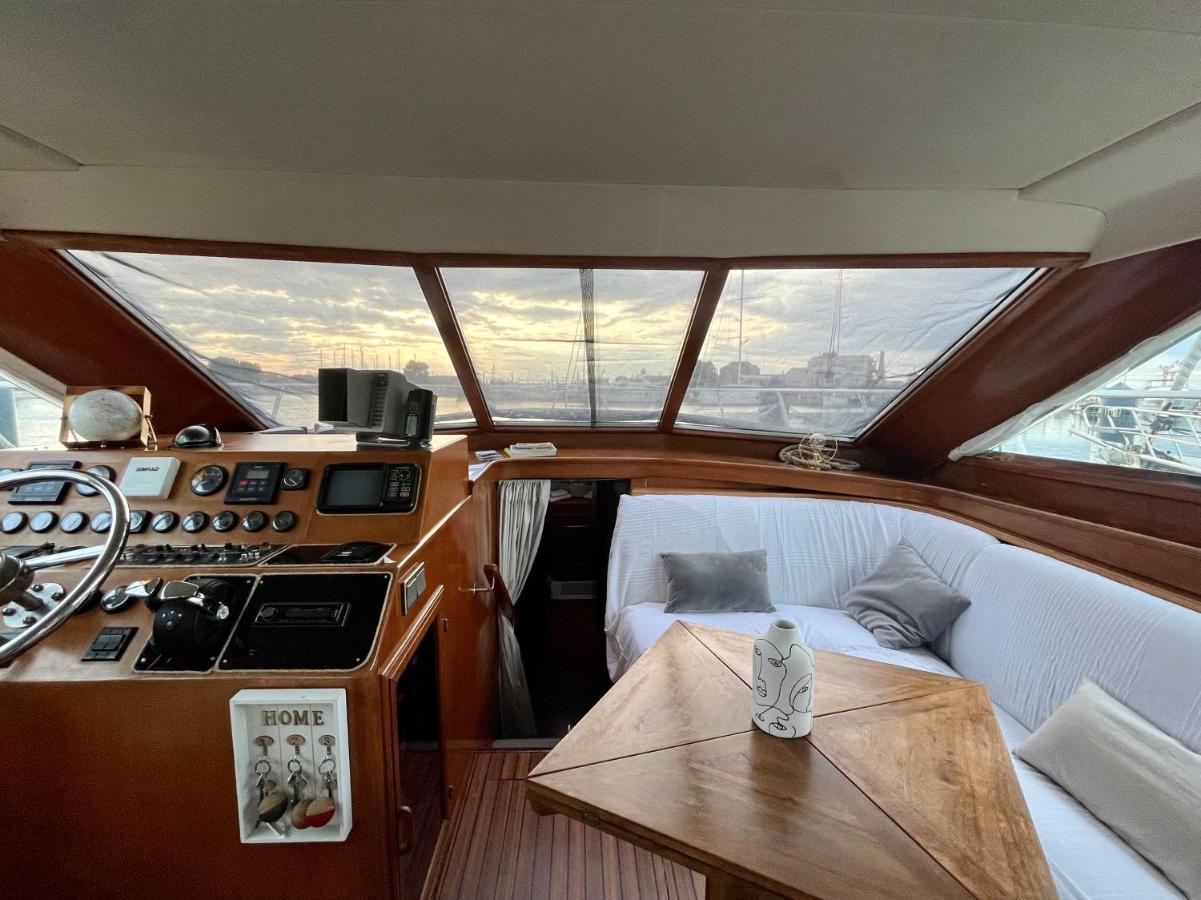 Navi Yacht A Sete, 2 A 8 Couchages, Privatif Hotel ภายนอก รูปภาพ