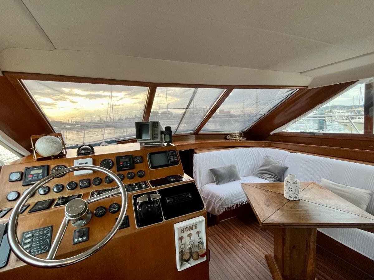 Navi Yacht A Sete, 2 A 8 Couchages, Privatif Hotel ภายนอก รูปภาพ