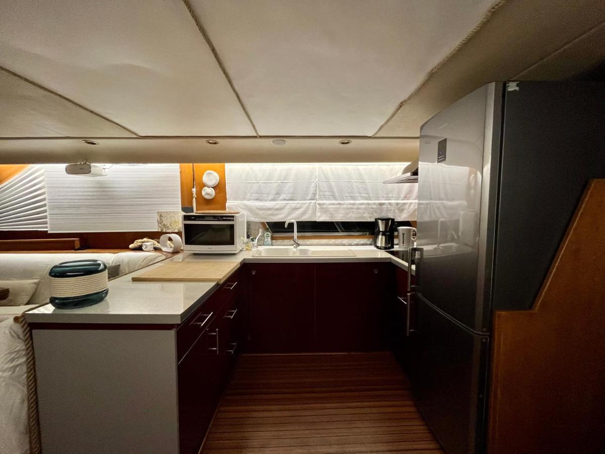 Navi Yacht A Sete, 2 A 8 Couchages, Privatif Hotel ภายนอก รูปภาพ