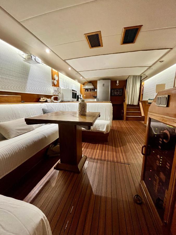 Navi Yacht A Sete, 2 A 8 Couchages, Privatif Hotel ภายนอก รูปภาพ